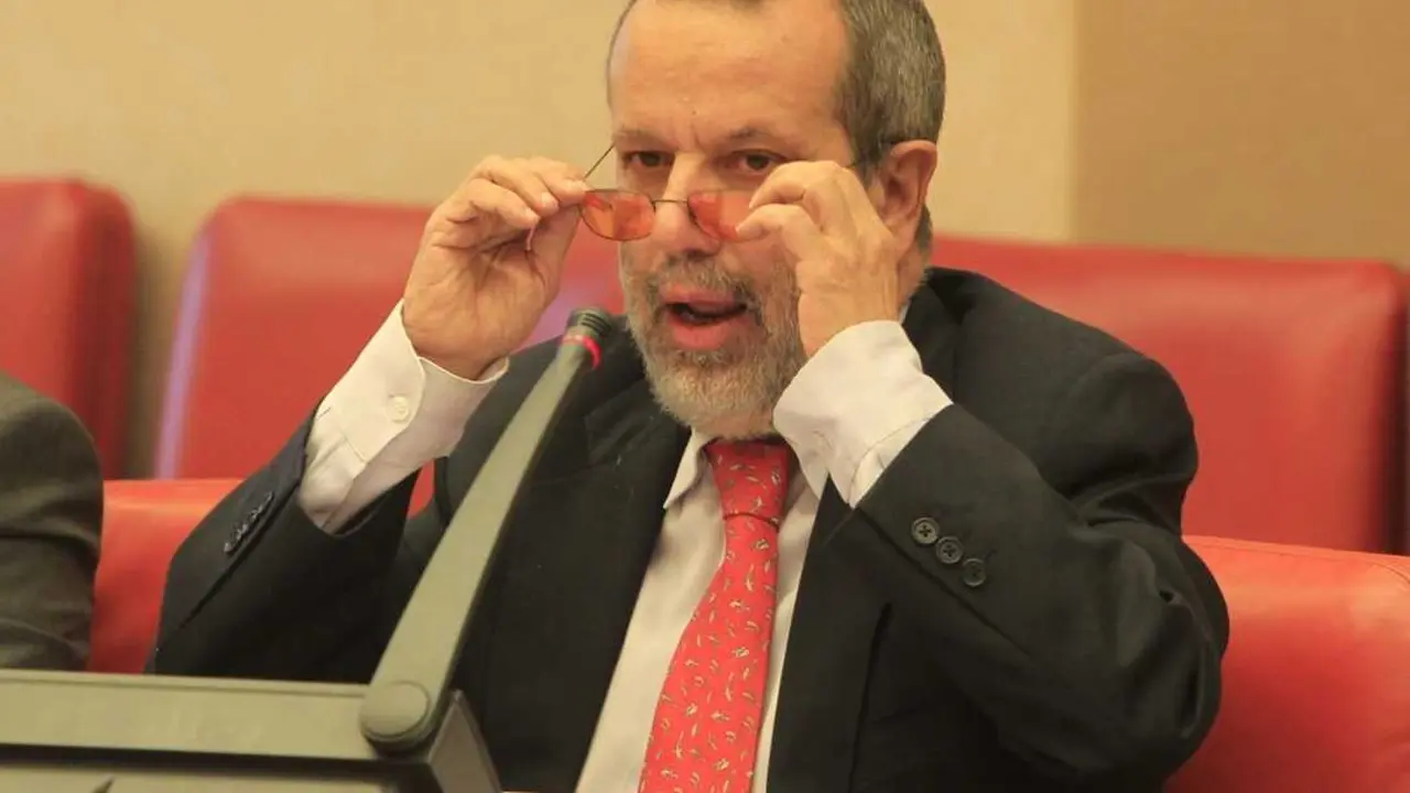 Archivo - Francisco Fern&aacute;ndez Marug&aacute;n, diputado del PSOE .