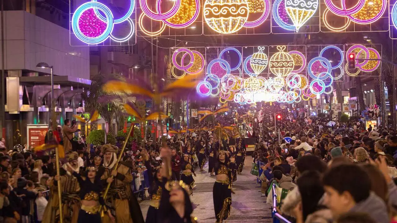 Cabalgata de Reyes de Alicante 2025