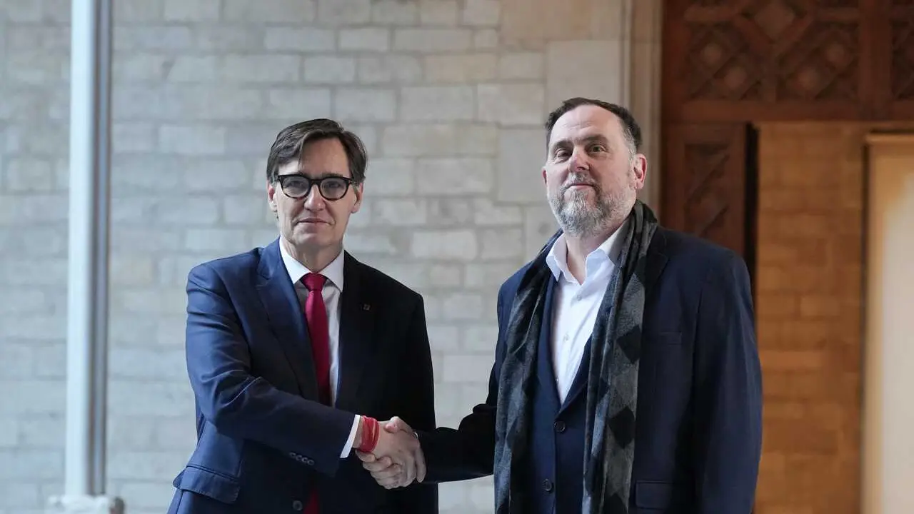 El presidente de la Generalitat, Salvador Illa, se re&uacute;ne con el presidente de ERC, Oriol Junqueras, para abordar el nuevo modelo de financiaci&oacute;n.