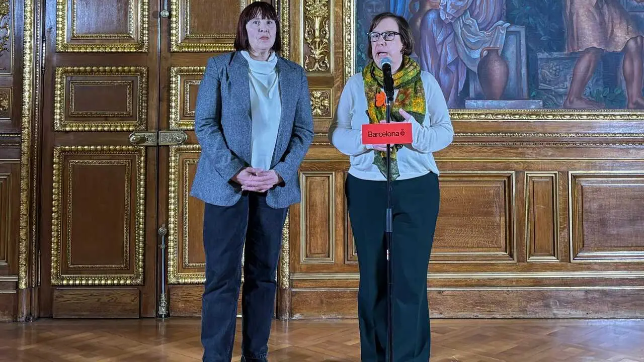 (I-D) Fuertes Y Gil Tras La Primera Reuni&oacute;n De La Mesa De Ciudad Sobre Sinhogarismo