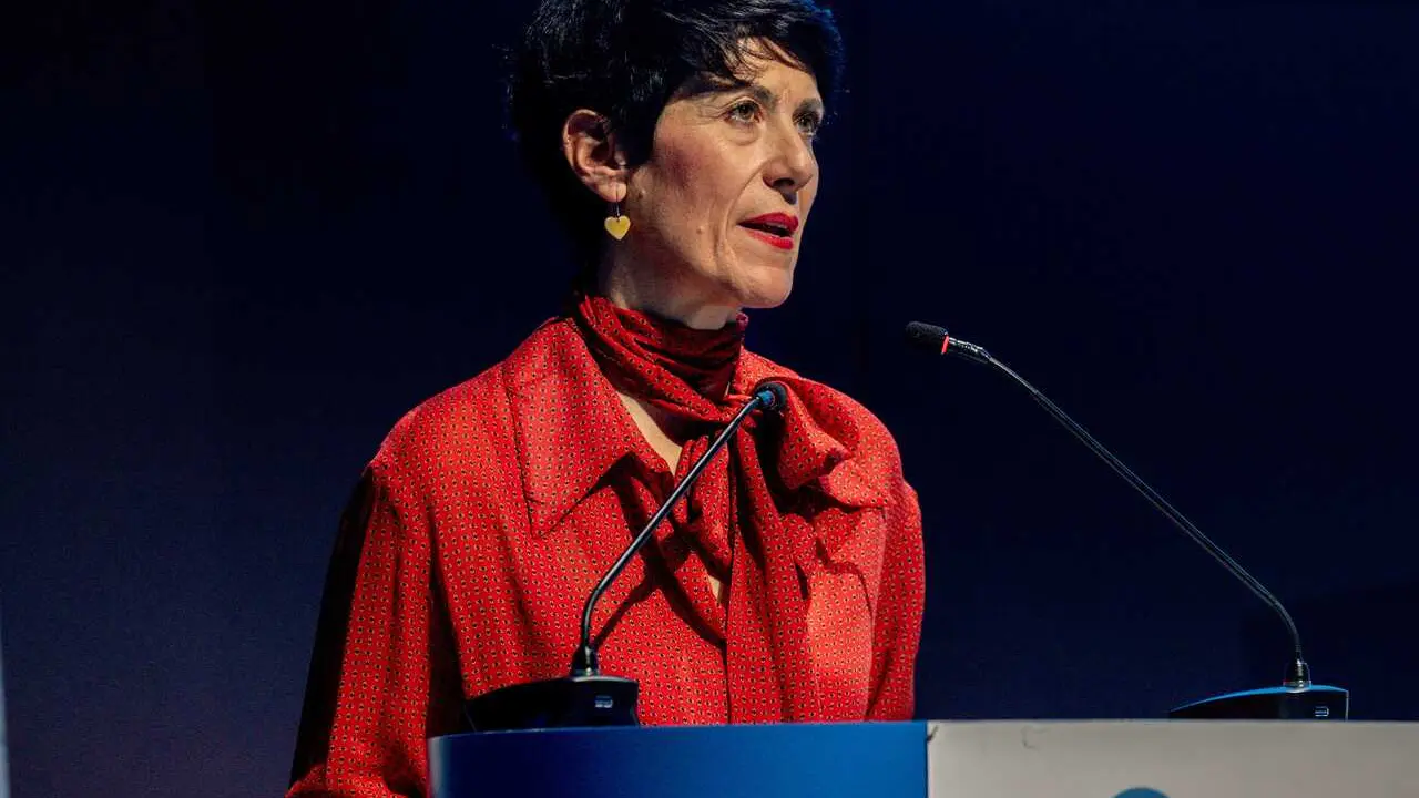 Archivo - La ministra de Inclusi&oacute;n, Seguridad Social y Migraciones, Elma Saiz