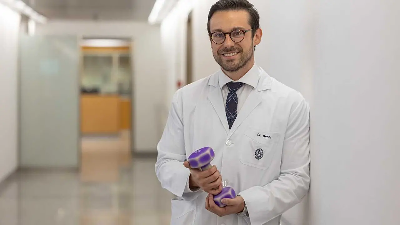 El Dr. Miguel German Borda, neurogeriatra de la Cl&iacute;nica Universidad de Navarra.
