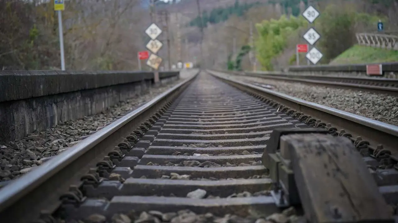 V&iacute;as de tren, a 31 de enero de 2026, en Amurrio, &Aacute;lava, Pa&iacute;s Vasco (Espa&ntilde;a)