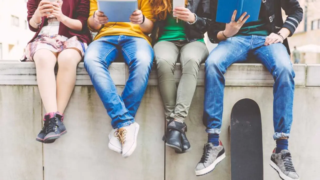 Archivo - Imagen de recurso de adolescentes.
