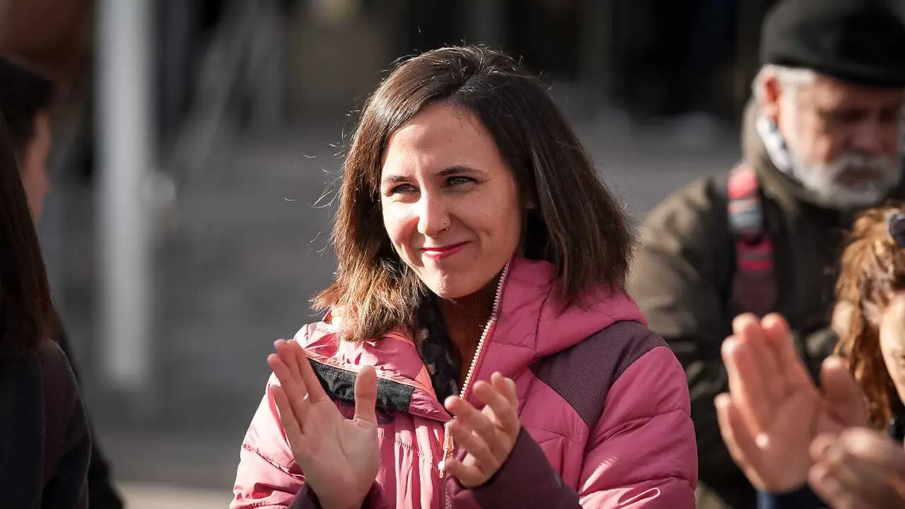 Archivo - (I-D) La secretaria general de Podemos, Ione Belarra, a su llegada, a los Juzgados de Plaza de Castilla, a 28 de enero de 2025, en Madrid (Espa&ntilde;a). 