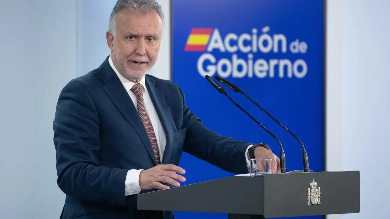 El ministro de Pol&iacute;tica Territorial y Memoria Democr&aacute;tica, &Aacute;ngel V&iacute;ctor Torres, ofrece una rueda de prensa, en el Complejo de la Moncloa, a 27 de enero de 2026, en Madrid (Espa&ntilde;a).