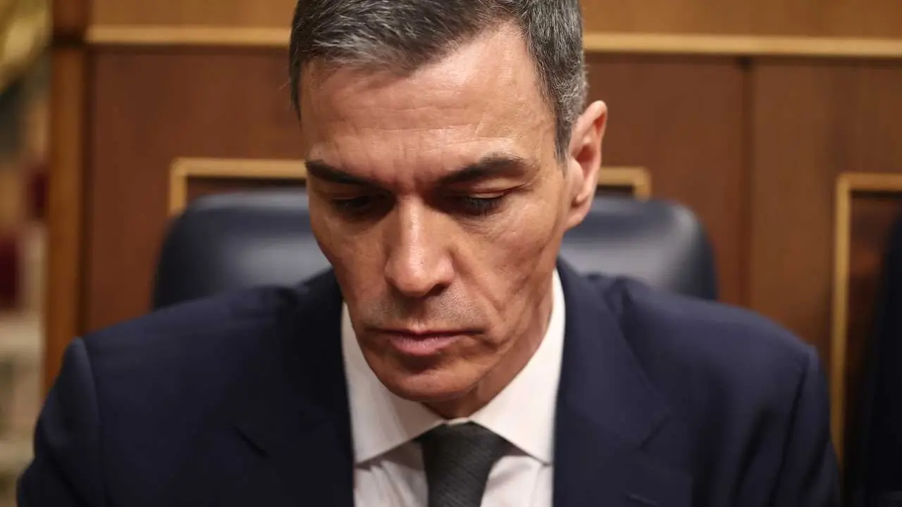 El presidente del Gobierno, Pedro S&aacute;nchez, en una sesi&oacute;n de control al Gobierno, en el Congreso de los Diputados, a 11 de febrero de 2026, en Madrid (Espa&ntilde;a). 