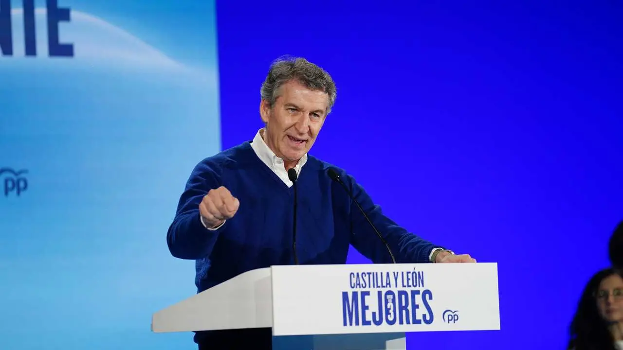 El presidente del PP, Alberto N&uacute;&ntilde;ez Feij&oacute;o, durante su interveni&oacute;n hoy en Salamanca.