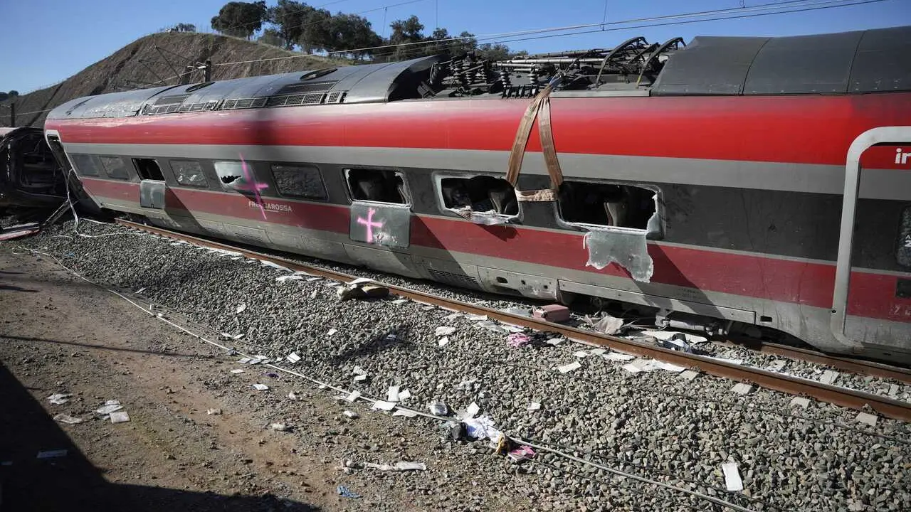 Uno de los vagones del tren de Iryo implicado en el accidente ferroviario en Adamuz (C&oacute;rdoba)