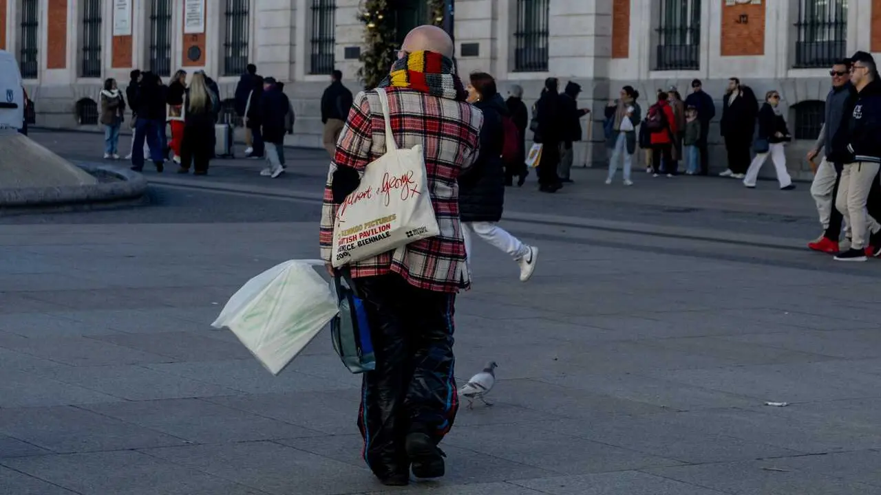 Archivo - El 75% de los espa&ntilde;oles compra segunda mano gastando de media 167 euros por a&ntilde;o, seg&uacute;n OCU.