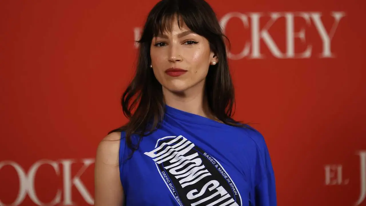 Archivo - &Uacute;rsula Corber&oacute; posa en el photocall de la presentaci&oacute;n de la pel&iacute;cula 'El Jockey'