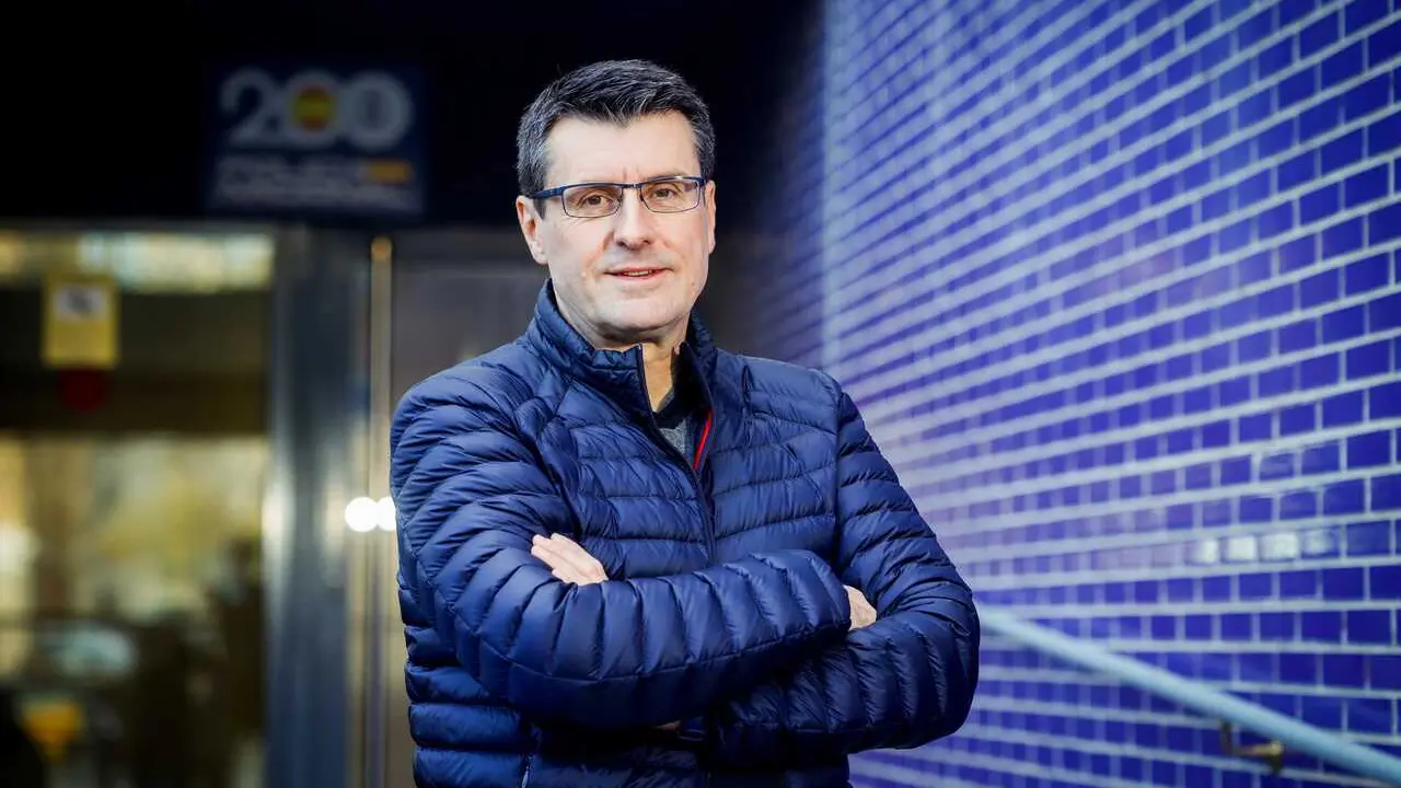 El jefe adjunto de la Brigada Judicial de la Polic&iacute;a Nacional de Barcelona, el inspector Carlos Gil, de quien depende el Grupo de Localizaci&oacute;n de Fugitivos en Catalunya