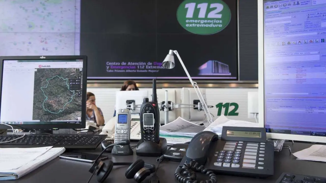 Archivo - Centro de Urgencias y Emergencias 112 de Extremadura.