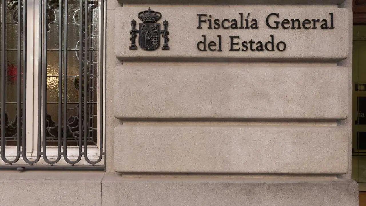 Archivo - Fachada de la sede de la Fiscal&iacute;a General del Estado, en Madrid (Espa&ntilde;a).