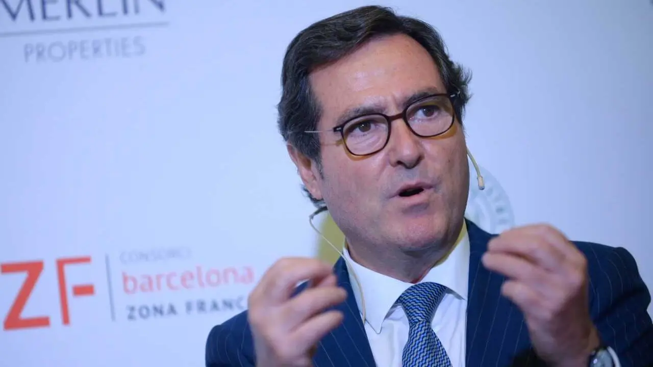 Archivo - El presidente de la CEOE, Antonio Garamendi, durante el acto.