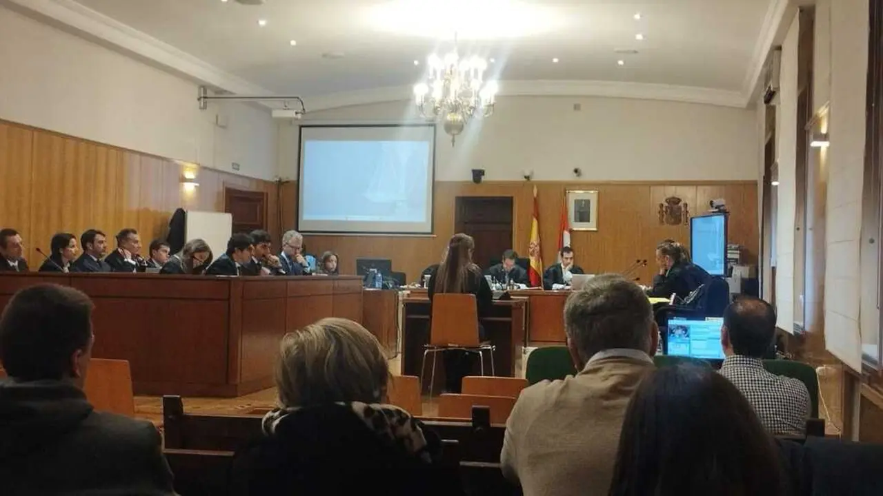 La Audiencia de Valladolid durante una nueva sesi&oacute;n del juicio por el 'caso ata&uacute;des'.