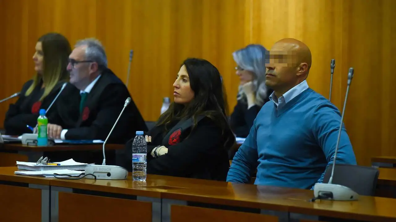 Im&aacute;genes del juicio con jurado popular contra el acusado de asesinar a pu&ntilde;aladas a su expareja Paula en mayo de 2023 en Torremolinos.