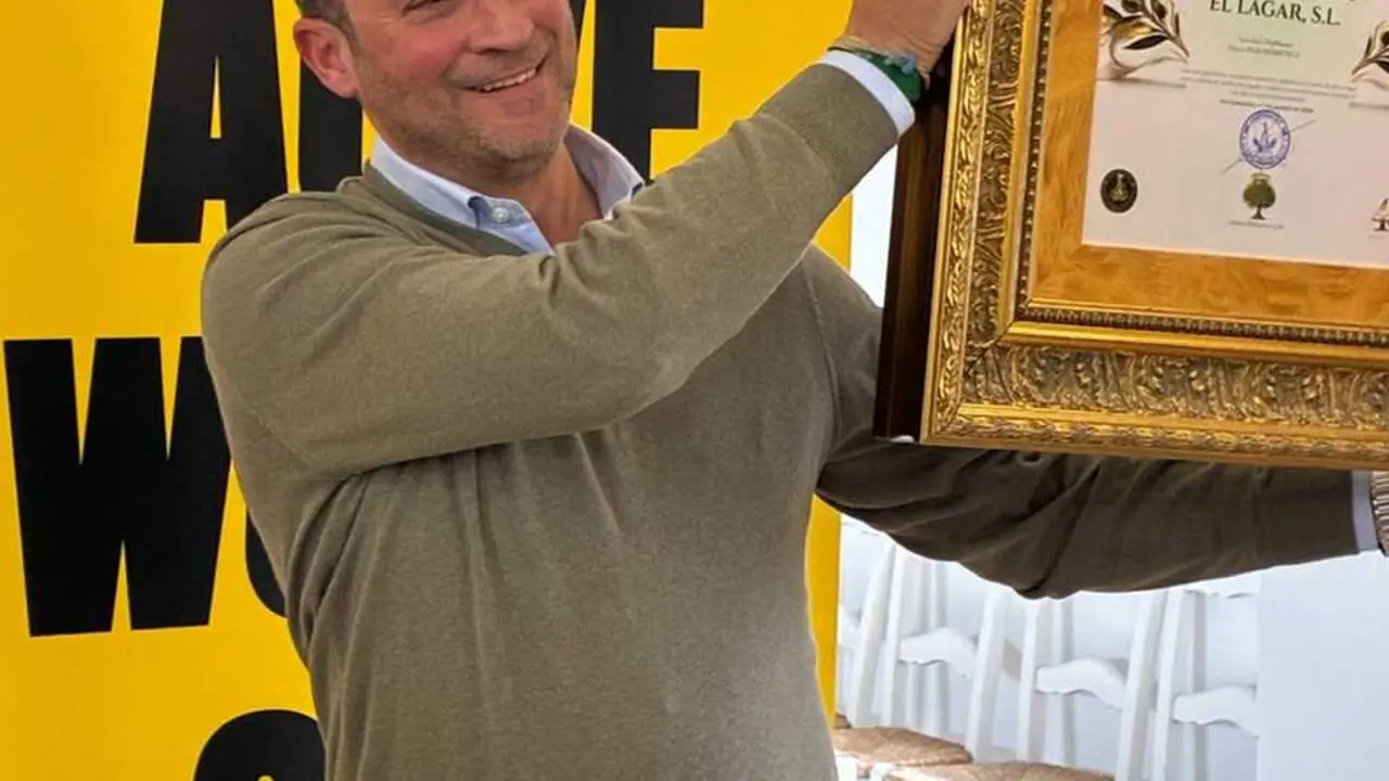 Mar&iacute;n Parras de Mar&iacute;n Serrano El Lagar SL Campe&oacute;n del mundo