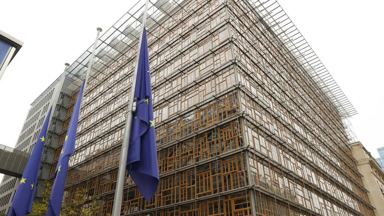 Archivo - Edificio Europa, sede del Consejo de la UE en donde se recelebran las reuniones de ministros y de l&iacute;deres de la UE en Bruselas.