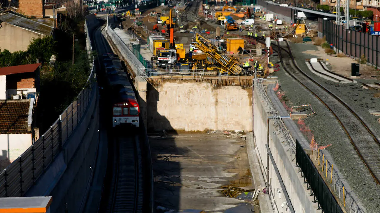 10-03-21 INICIO DE LA CIRCULACION DE TRENES EN EL TUNEL SOTERRADO DE LA ESTACION DEL CARMEN EN MURCIA