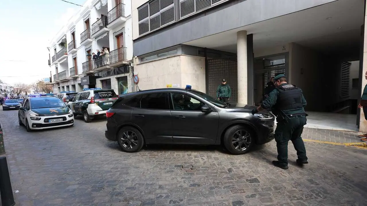 Los detenidos por la muerte de Francisca Cadena llegan a los juzgados de Villafranca de los Barros para declarar