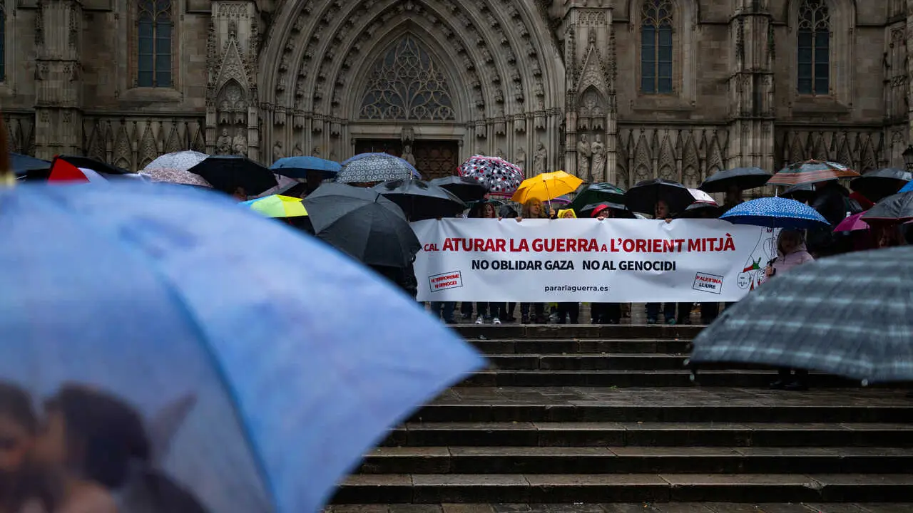 Concentraci&oacute;n en Barcelona contra la guerra en Oriente Medio