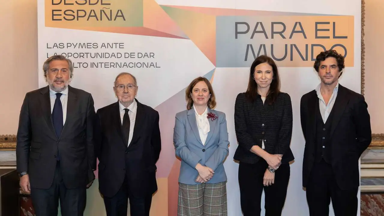 Amazon se une a la C&aacute;mara de Comercio de Espa&ntilde;a y Madrid para impulsar la internacionalizaci&oacute;n de las pymes.