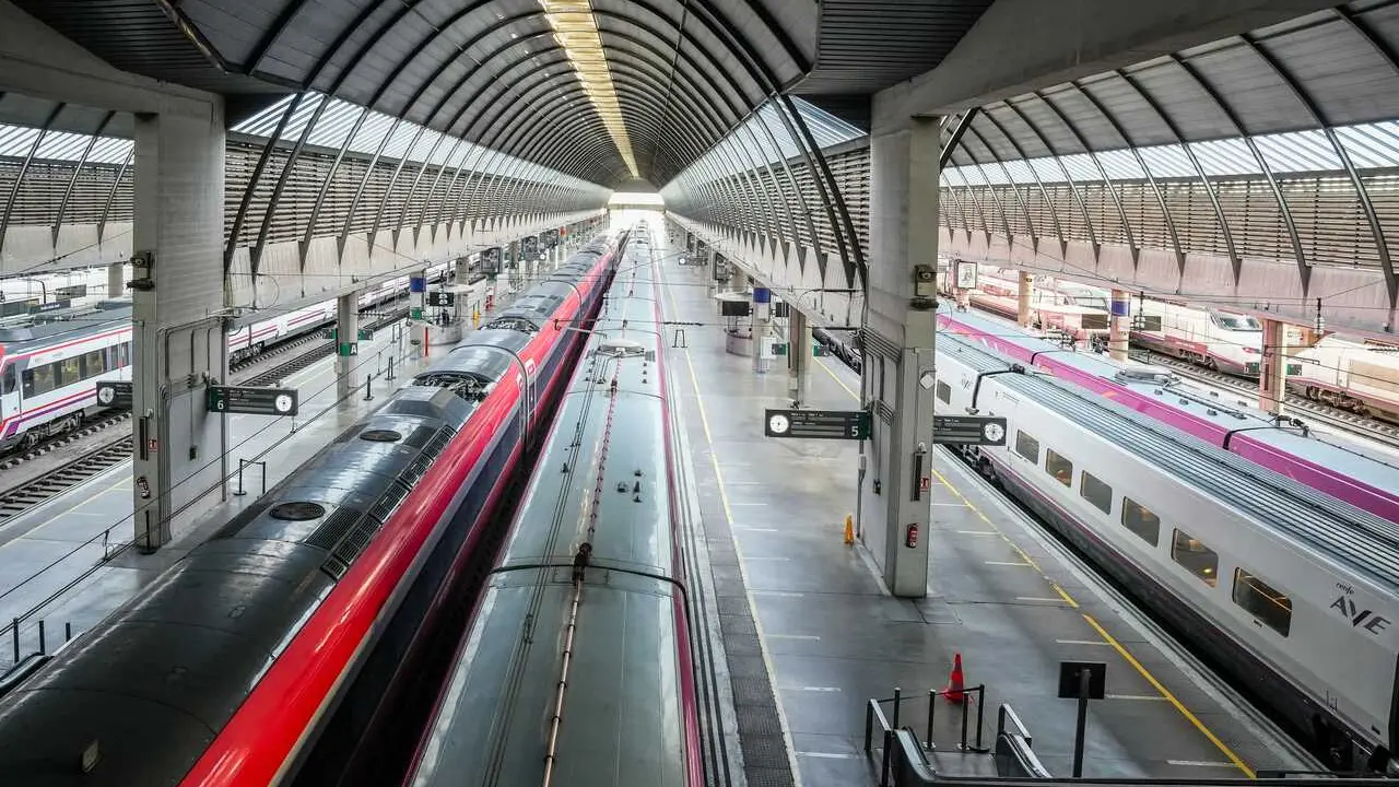 Archivo - Trenes AVE