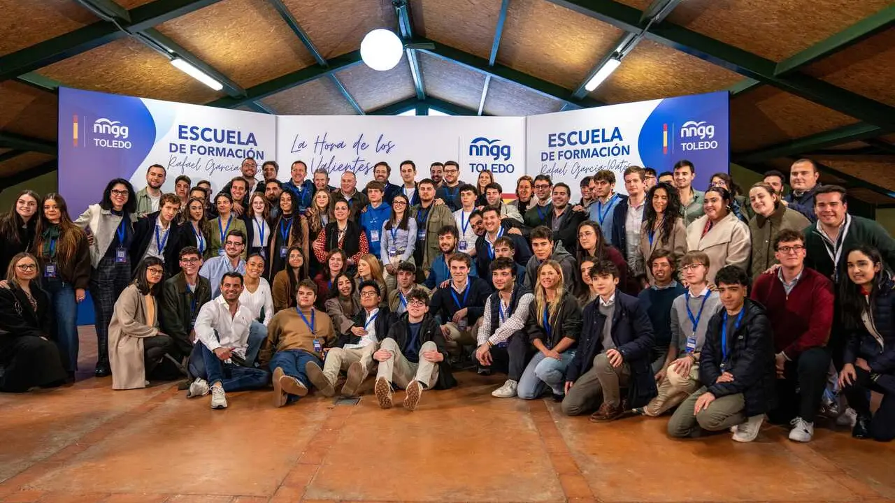 El secretario general del PP, Miguel Tellado, en la Escuela de Formaci&oacute;n de NNGG de Toledo.