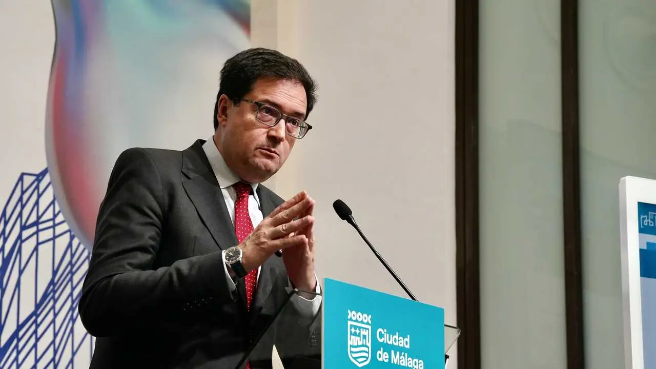 El ministro para la Transformaci&oacute;n Digital y de la Funci&oacute;n P&uacute;blica, &Oacute;scar L&oacute;pez interviene durante la presentaci&oacute;n del proyecto Centesimal