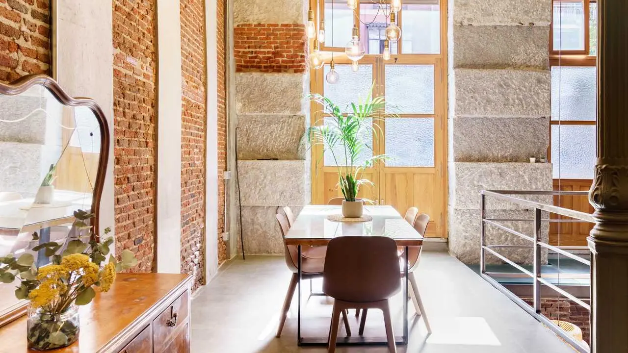 Archivo - Un alojamiento de Airbnb.