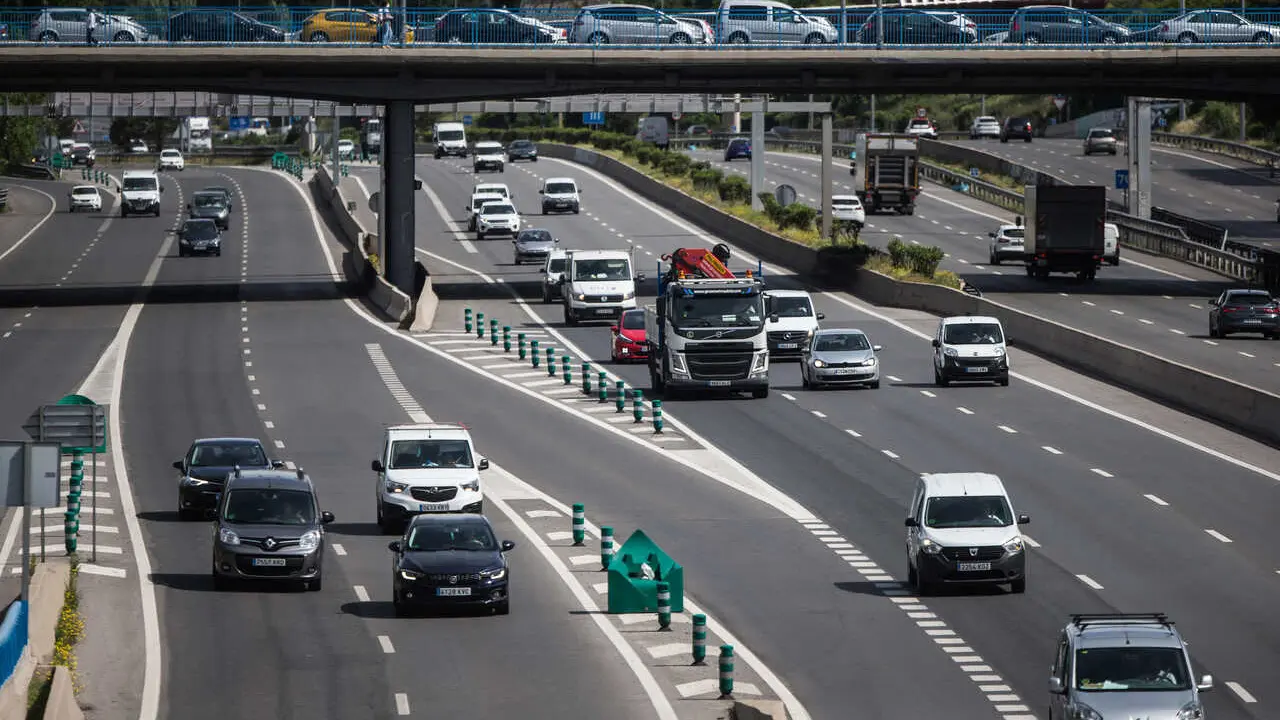 La M-30, En la fase 0, a media ma&ntilde;ana durante a Pandemia Covid-19  a 5 de Mayo, 2020 en Madrid, Espa&ntilde;a