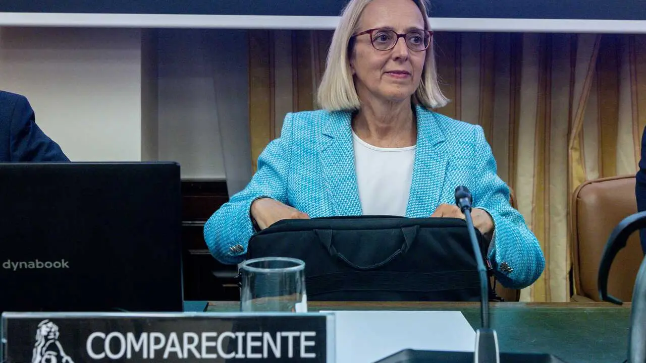 La candidata propuesta como presidenta de la Autoridad Independiente de Responsabilidad Fiscal, In&eacute;s Ol&oacute;ndriz de Moragas, comparece ante la Comisi&oacute;n de Hacienda y Funci&oacute;n P&uacute;blica, en el Congreso de los Diputados, a 25 de marzo de 2026, en Madrid (Espa&ntilde;a).