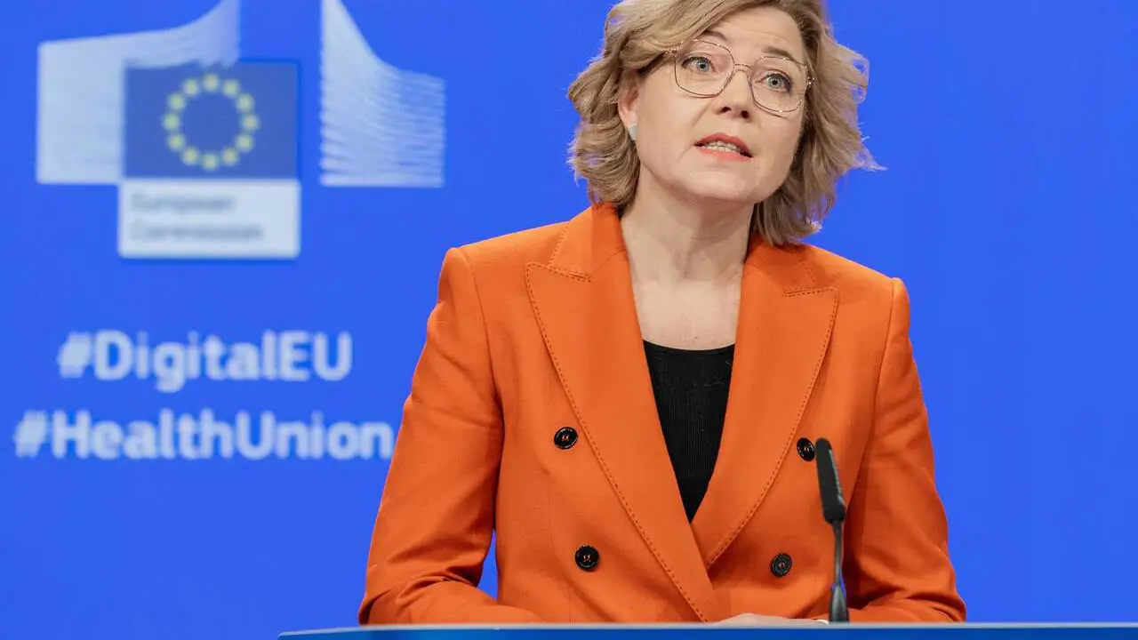 Archivo - La vicepresidenta de la Comisi&oacute;n Europea para Soberan&iacute;a Digital, Henna Virkkunen.