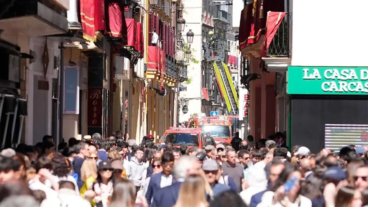 Calle Cuna en Sevilla tras el incendio de un bar