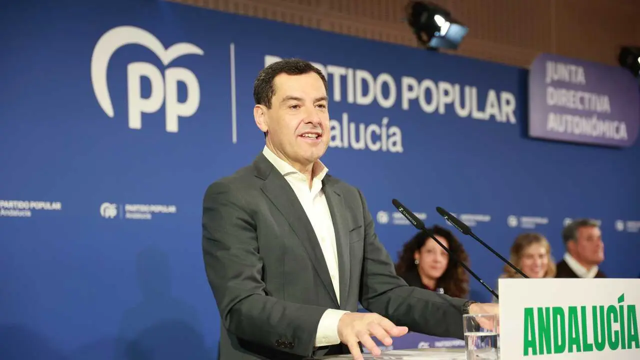 Juanma Moreno interviene en la reuni&oacute;n de la Junta Directiva Auton&oacute;mica del PP en Sevilla. A 25 de marzo de 2026, en Sevilla (Foto de archivo).