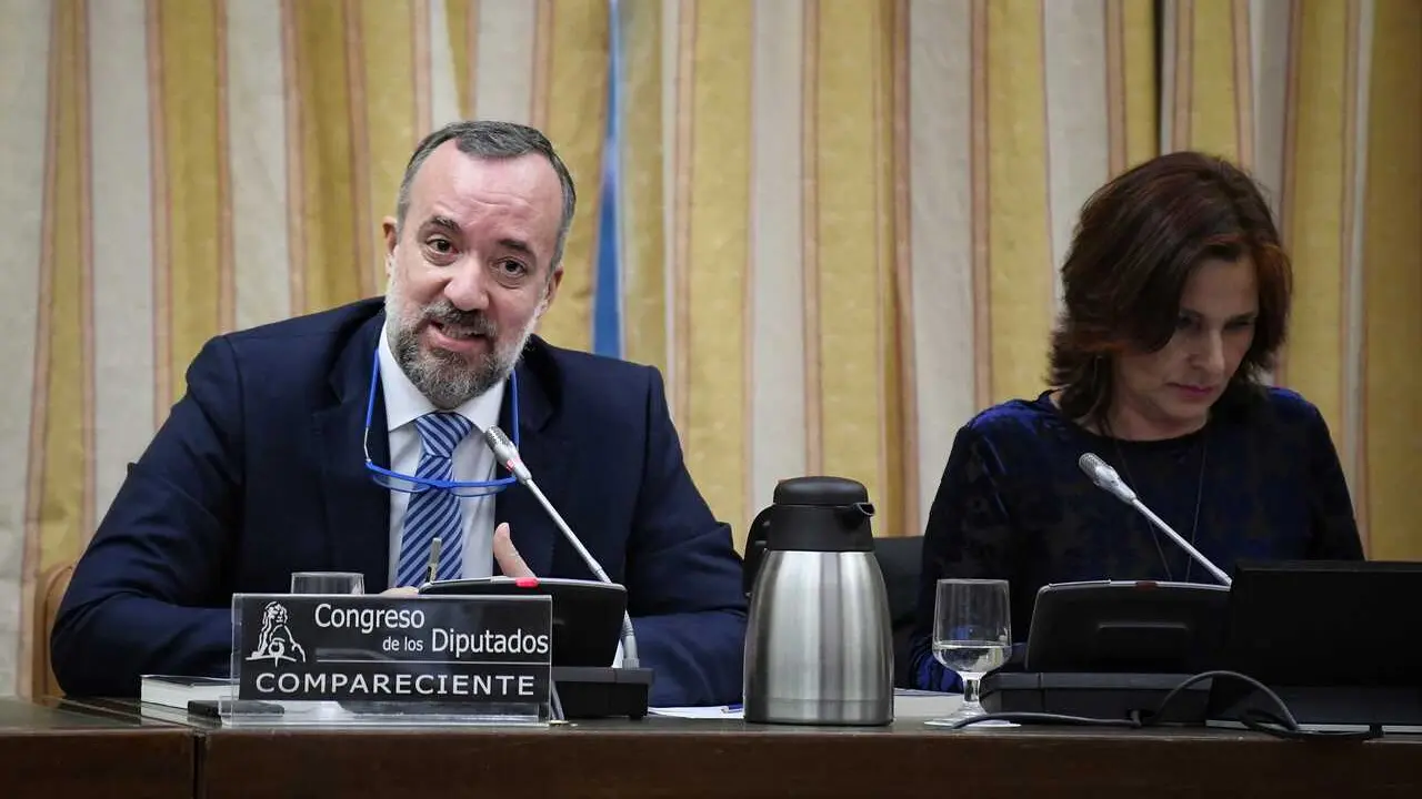 Archivo - El ex secretario de  Estado de Seguridad Francisco Mart&iacute;nez comparece durante la Comisi&oacute;n de Investigaci&oacute;n sobre la denominada 'Operaci&oacute;n Catalu&ntilde;a', en el Congreso de los Diputados, a 15 de octubre de 2024, en Madrid (Espa&ntilde;a).  