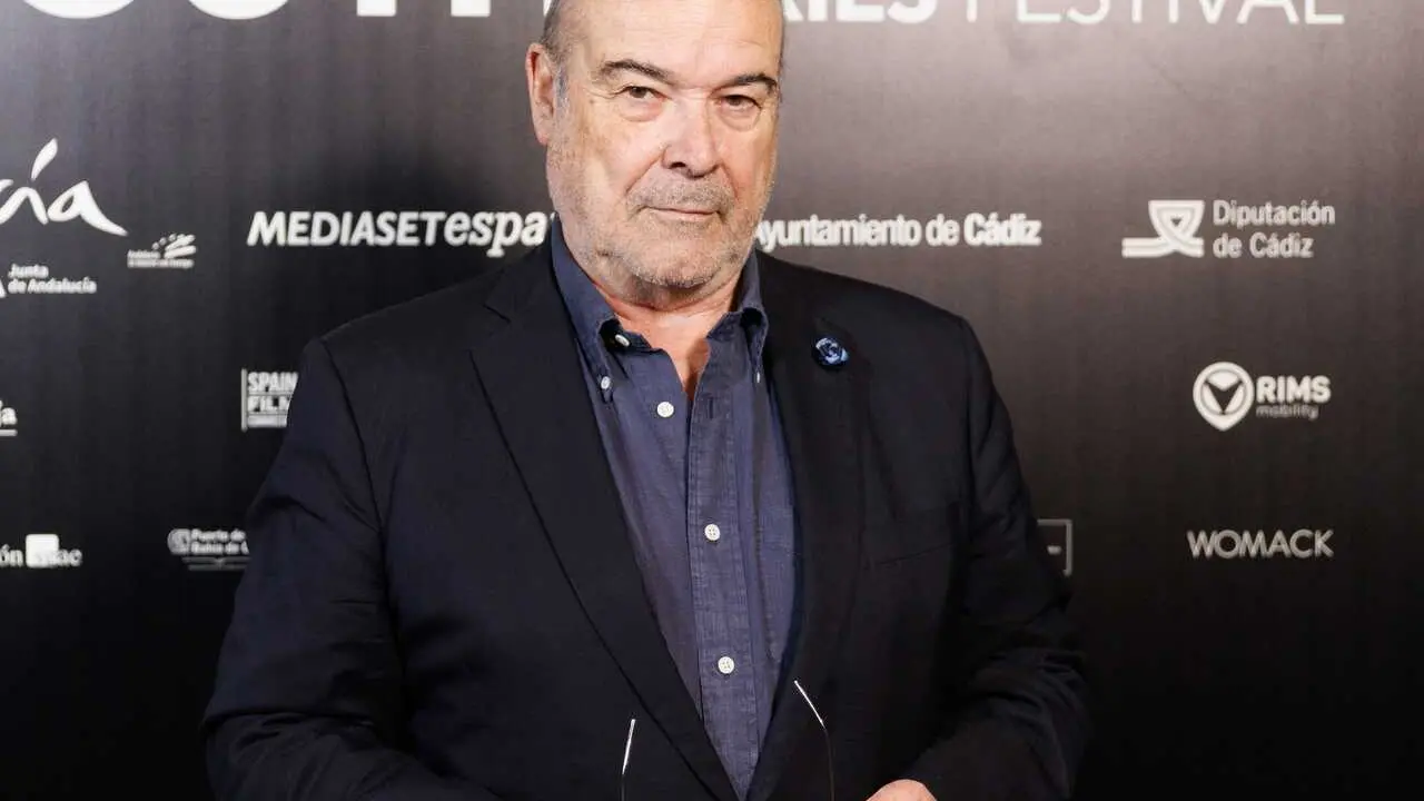 (Foto de ARCHIVO)
El actor Antonio Resines posa durante el photocall de la presentaci&oacute;n de contenidos de South International Series Festival, a 20 de septiembre de 2023, en Madrid (Espa&ntilde;a). South International Series Festival es un evento internacional que nace con la vocaci&oacute;n de convertirse en uno de los mayores festivales de series de ficci&oacute;n y no ficci&oacute;n para la industria audiovisual del sur de Europa. Se celebra en C&aacute;diz del 6 al 12 de octubre.

Eduardo Parra / Europa Press
20 SEPTIEMBRE 2023;MADRID;PRESENTACI&Oacute;N CONTENIDOS SOUTH INTERNATIONAL SERIES FESTIVAL
20/9/2023