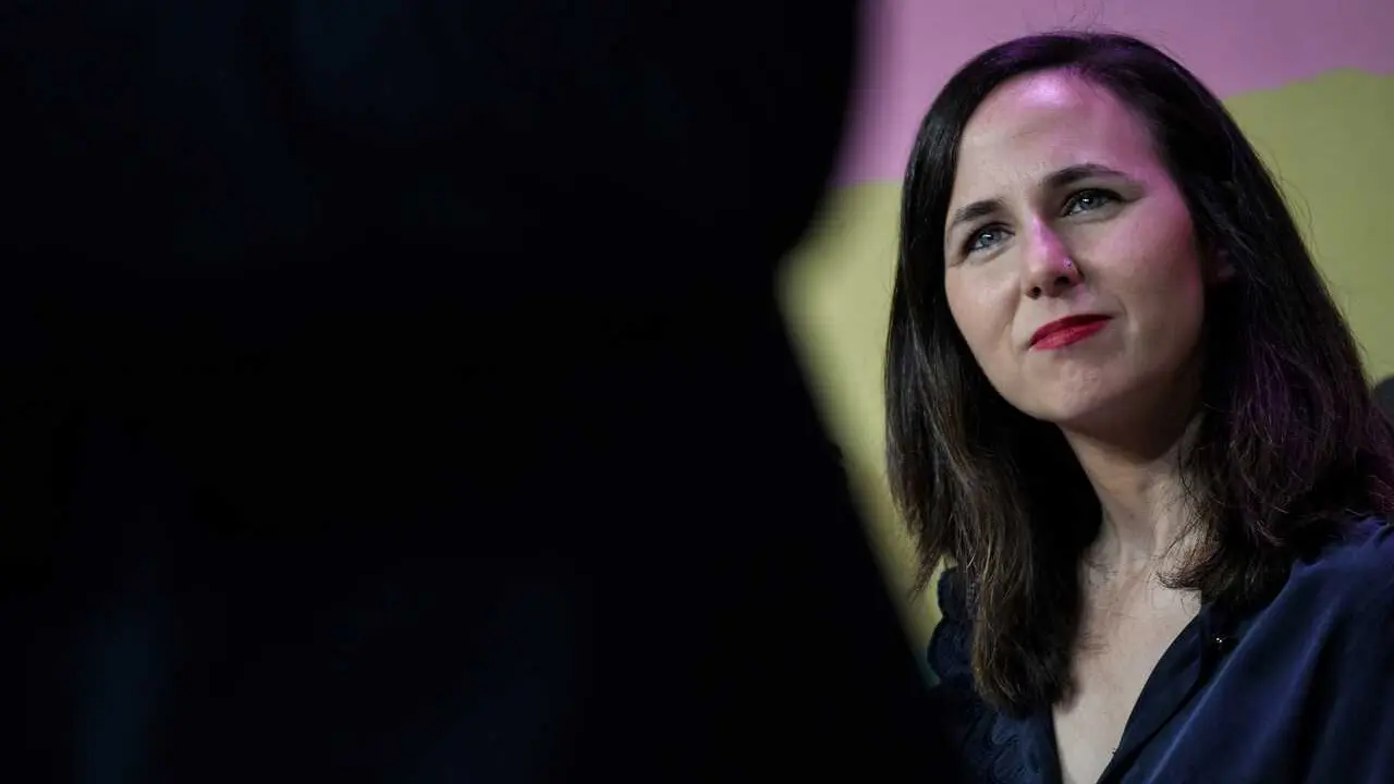 Archivo - La secretaria general de Podemos y ministra de Derechos Sociales y Agenda 2030, Ione Belarra, interviene durante el acto de su partido &lsquo;Vivir no sobrevivir. La vivienda es un derecho&rsquo;, en la sede de Podemos, a 12 de marzo de 2023, en Madrid (Esp