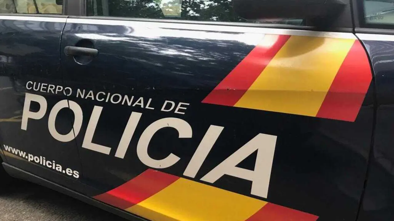 Archivo - Coche de la Polic&iacute;a Nacional