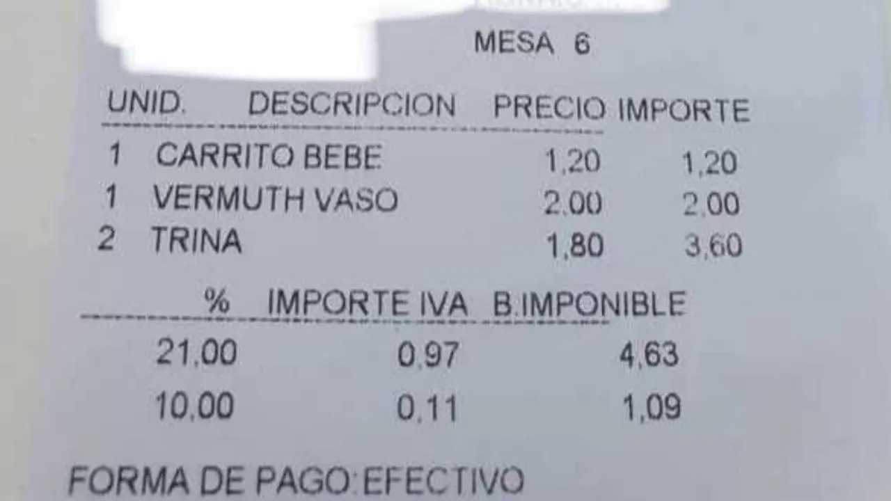 Factura donde cobran por el carrito de beb&eacute;