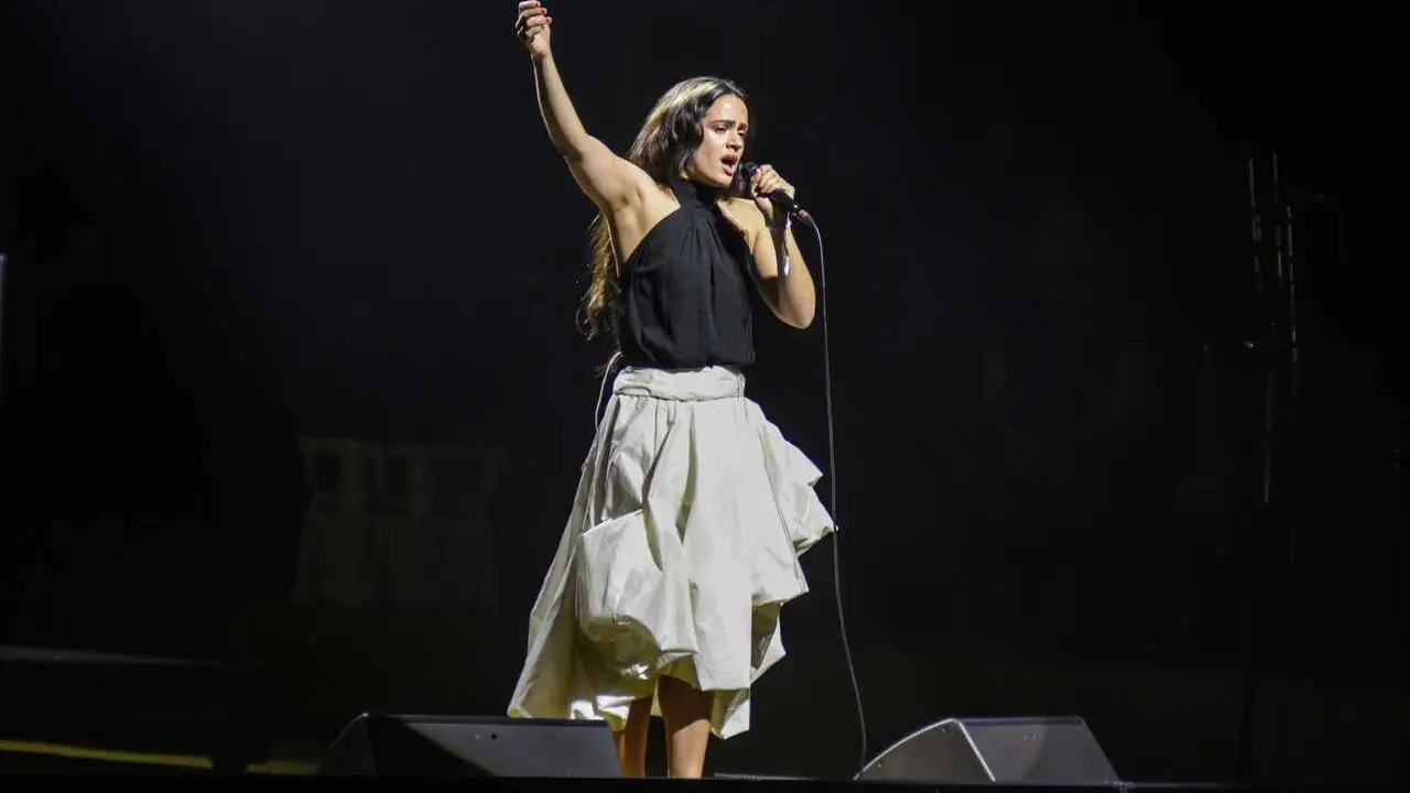 Archivo - La cantante Rosal&iacute;a durante el Concierto-Manifiesto x Palestina en el Palau Sant Jordi, a 29 de enero de 2026, en Barcelona, Catalunya (Espa&ntilde;a). El Concierto-Manifiesto x Palestina, cuenta con artistas como Bad Gyal, Oques Grasses, Morad, Llu&iacute;s 