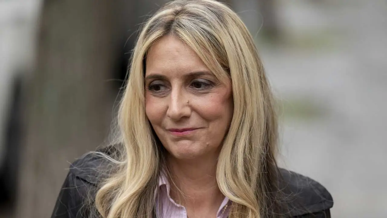 La exempleada de Logirail Claudia Montes, a su llegada al Tribunal Supremo para declarar como testigo, a 8 de abril de 2026, en Madrid (Espa&ntilde;a).