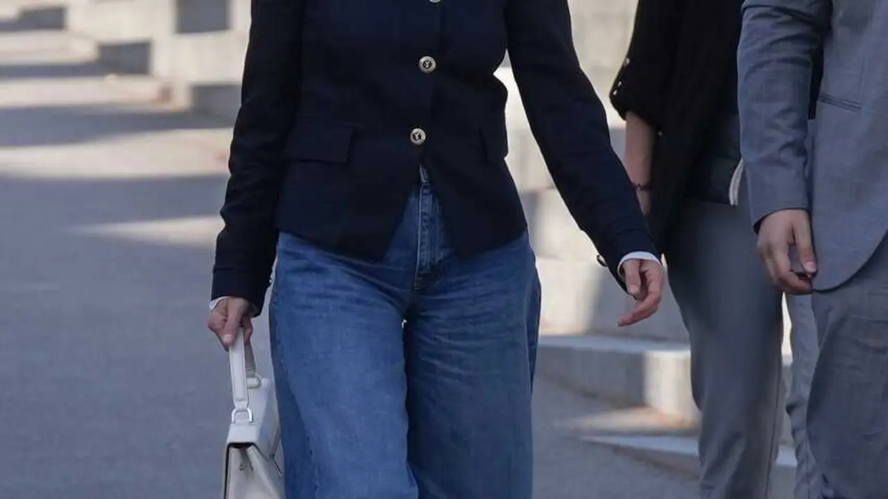 La vicepresidenta segunda y ministra de Trabajo y Econom&iacute;a Social, Yolanda D&iacute;az, a su llegada al European Pulse Forum 2026, a 10 de abril de 2026, en Barcelona, Catalunya (Espa&ntilde;a). El foro, organizado por el peri&oacute;dico digital POLITICO & beBartlet, re&uacute;ne a