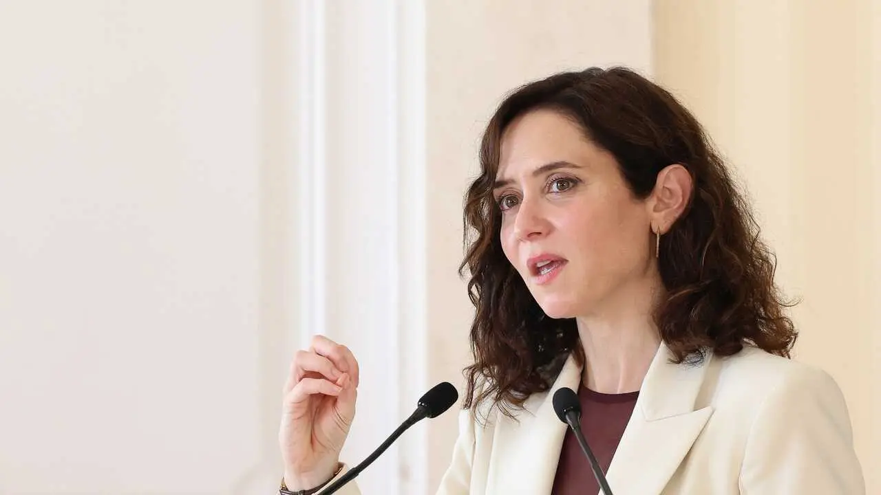 La presidenta de la Comunidad de Madrid, Isabel D&iacute;az Ayuso, en la Real Casa de Correos, a 10 de abril de 2026, en Madrid (Espa&ntilde;a).