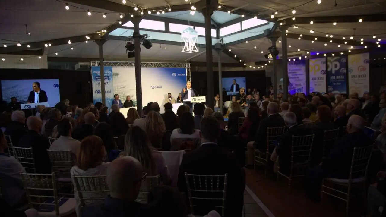 El vicesecretario de Pol&iacute;tica Auton&oacute;mica y Municipal y An&aacute;lisis Electoral, El&iacute;as Bendodo, en un acto en Mijas