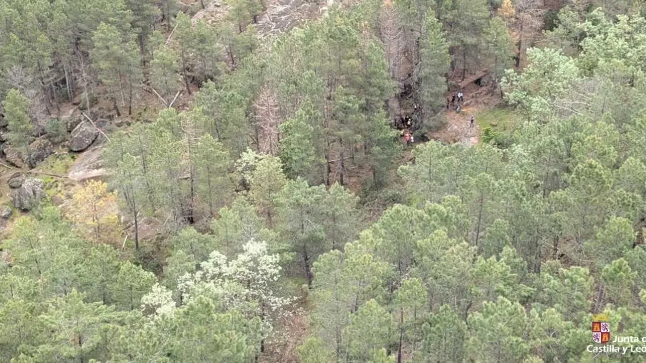 Muere un ciclista tras una ca&iacute;da de unos dos metros cuando realizaba un circuito en Arenas de San Pedro (&Aacute;vila)