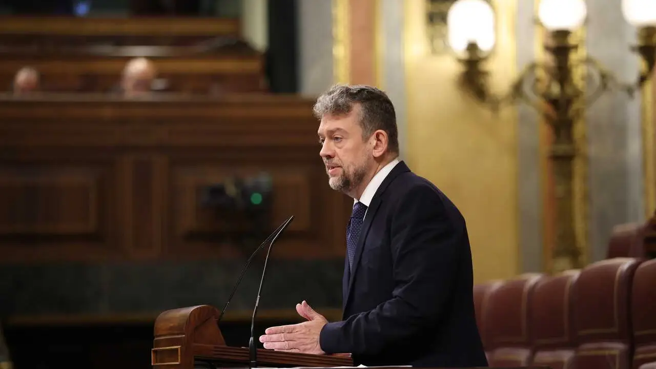Archivo - El diputado de ERC Francesc-Marc &Aacute;lvaro Vidal interviene durante una sesi&oacute;n de control al Gobierno, en el Congreso de los Diputados, a 10 de diciembre de 2025, en Madrid (Espa&ntilde;a).