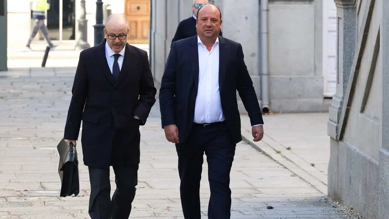 El empresario Claudio Rivas Ruiz Capillas a su llegada al Tribunal Supremo, a 13 de abril de 2026, en Madrid (Espa&ntilde;a). 