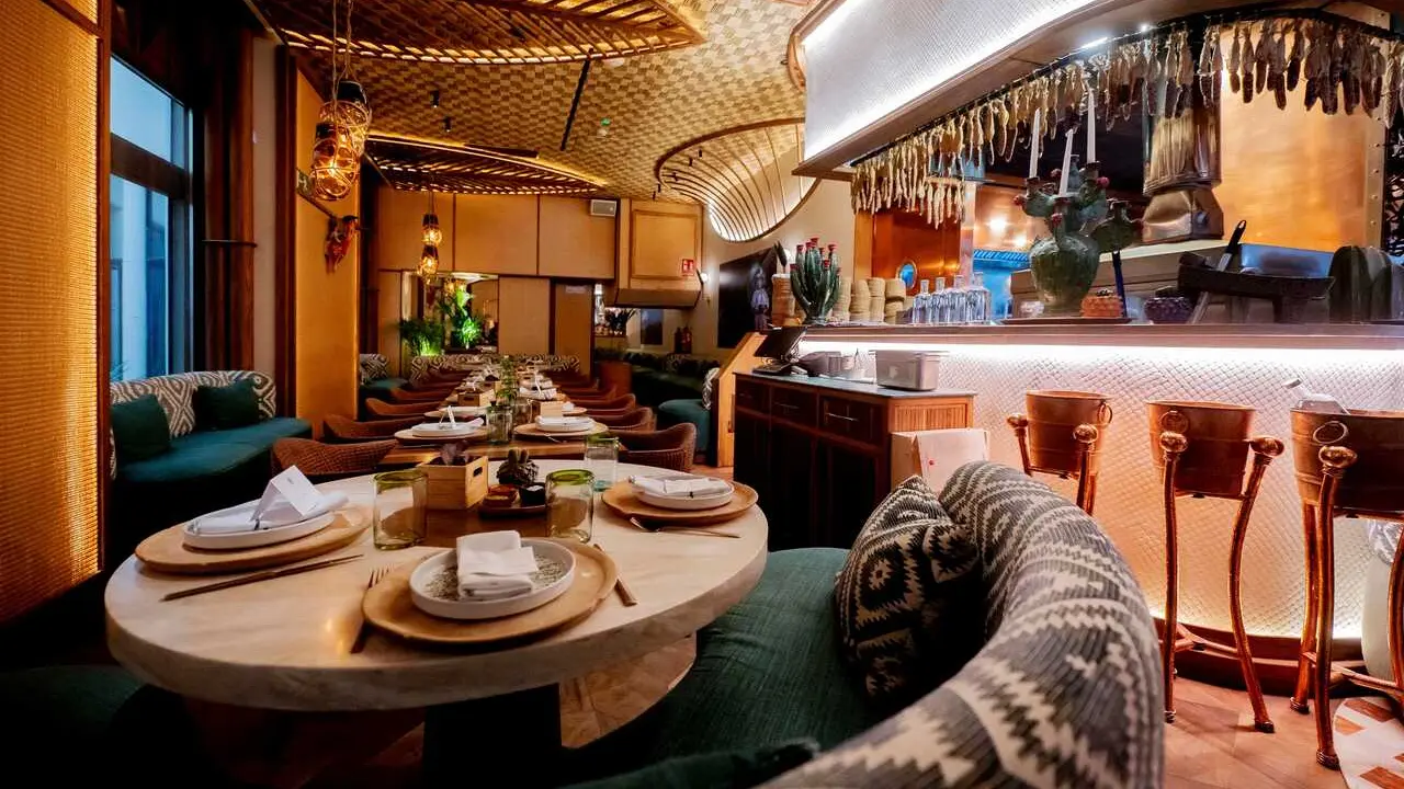 Archivo - Restaurante en Madrid